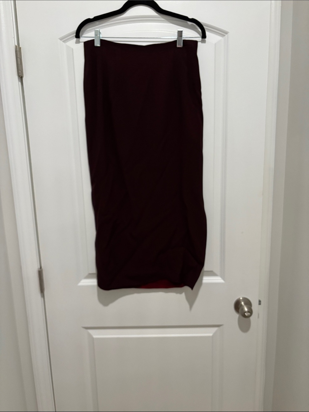 Women's Burgundy Midi Pencil Skirt - Sleek Stretch Fit